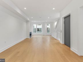 660 Fairmount Avenue, Philadelphia PA 19123