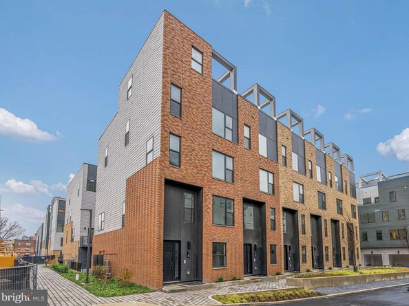 660 Fairmount Avenue, Philadelphia PA 19123