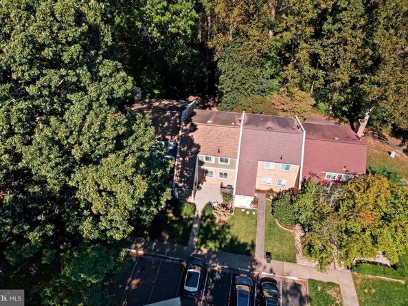 1403 Greenmont Court, Reston VA 20190