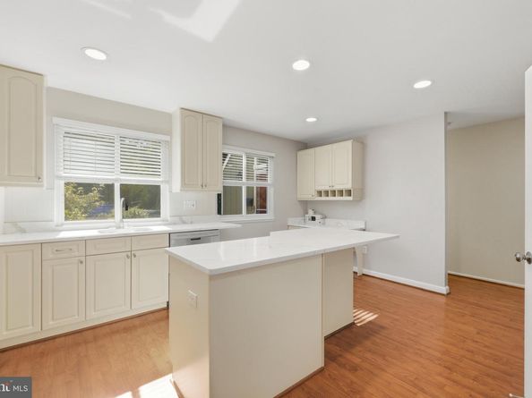 1403 Greenmont Court, Reston VA 20190