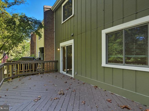 1403 Greenmont Court, Reston VA 20190