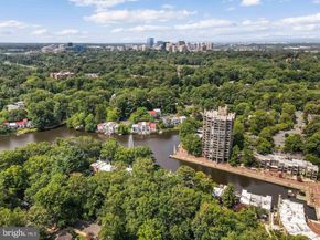 1403 Greenmont Court, Reston VA 20190