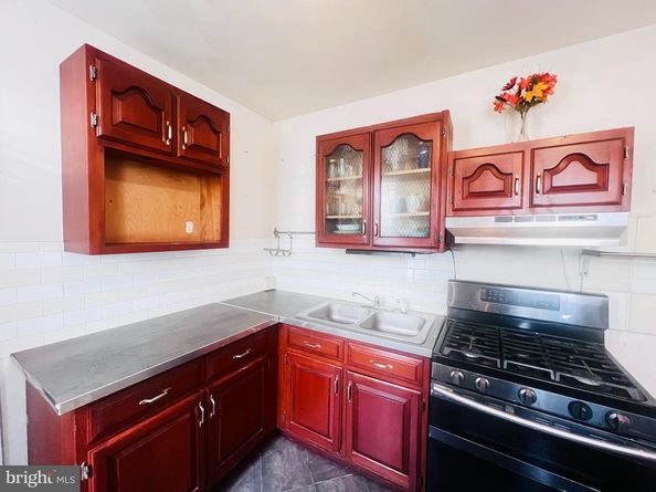 3609 N Randolph Street, Philadelphia PA 19140