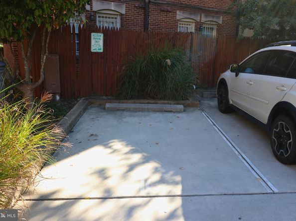 238 Maryland Avenue NE B, Washington DC 20002