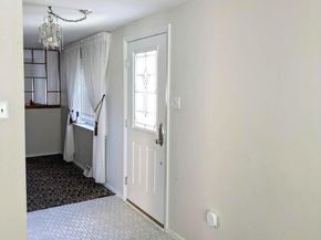 8803 Manchester Street, Philadelphia PA 19152