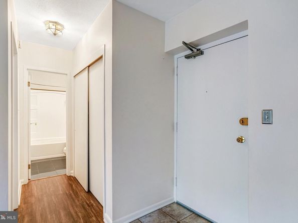 3701 5TH Street S 212, Arlington VA 22204