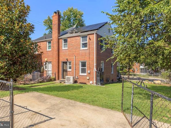 735 Emerson Street NE, Washington DC 20017