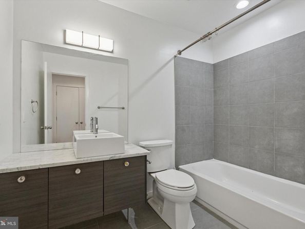 934 N 3rd Street 310, Philadelphia PA 19123