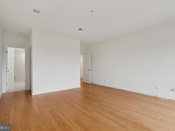 934 N 3rd Street 310, Philadelphia PA 19123