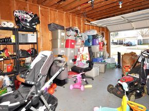 22 Disk Lane, Levittown PA 19055