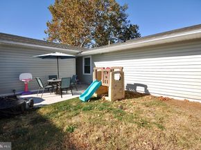 22 Disk Lane, Levittown PA 19055