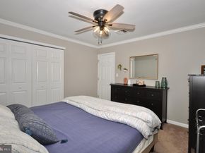 22 Disk Lane, Levittown PA 19055