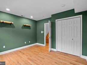 805 S 19TH Street, Philadelphia PA 19146