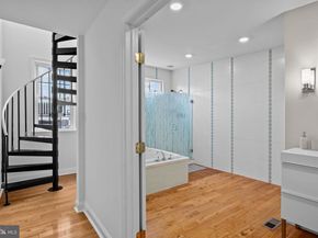 805 S 19TH Street, Philadelphia PA 19146