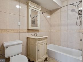 805 S 19TH Street, Philadelphia PA 19146
