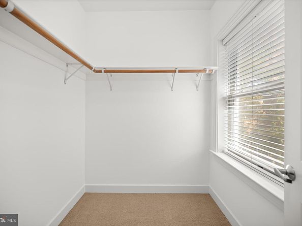 2227 12TH Court N, Arlington VA 22201