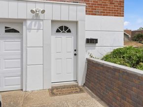 819 Bergen Street, Philadelphia PA 19111
