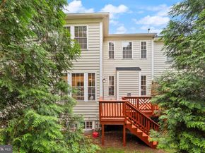 47779 Scotsborough, Sterling VA 20165
