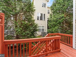 47779 Scotsborough, Sterling VA 20165