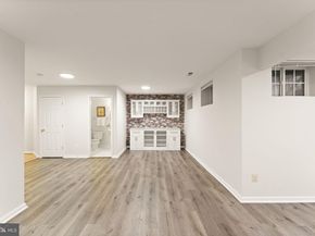 47779 Scotsborough, Sterling VA 20165