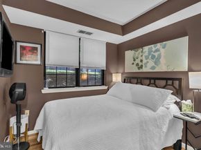 3040 Pineview Court NE, Washington DC 20018