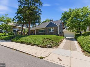 3226 W Penn Street, Philadelphia PA 19129
