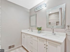 6952 Kyleakin Court, Mclean VA 22101