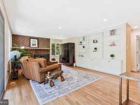 6952 Kyleakin Court, Mclean VA 22101