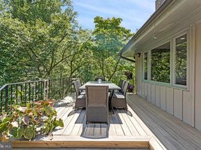 6952 Kyleakin Court, Mclean VA 22101