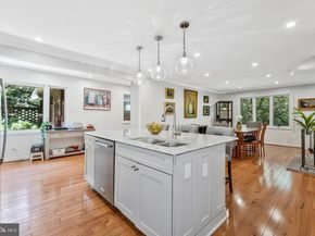 6952 Kyleakin Court, Mclean VA 22101