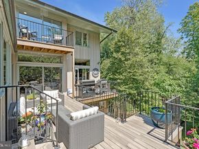 6952 Kyleakin Court, Mclean VA 22101