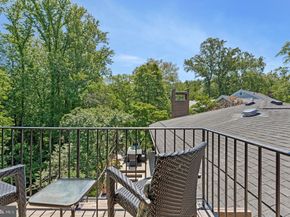 6952 Kyleakin Court, Mclean VA 22101
