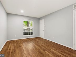 1521 Lincoln Way 104A, Mclean VA 22102