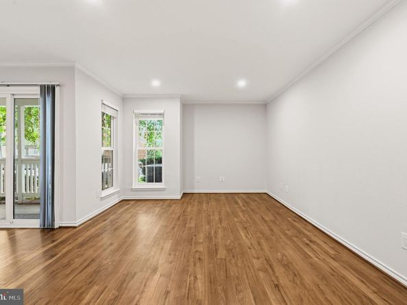 1521 Lincoln Way 104A, Mclean VA 22102