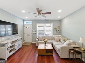 1102 S Front Street, Philadelphia PA 19147