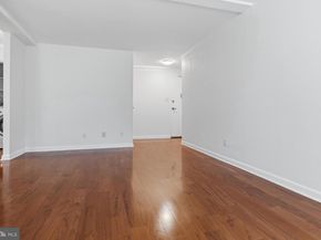 1810 Rittenhouse Square 212, Philadelphia PA 19103