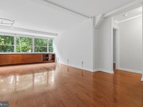 1810 Rittenhouse Square 212, Philadelphia PA 19103