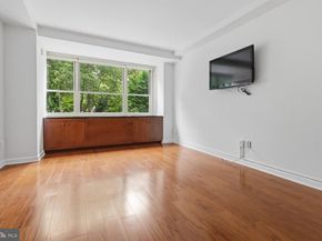1810 Rittenhouse Square 212, Philadelphia PA 19103