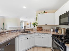 46994 Courtyard Square 301, Sterling VA 20164