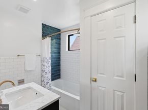 2605 33rd Street SE, Washington DC 20020