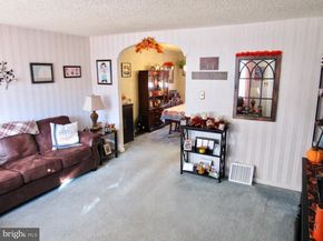 4245 J Street, Philadelphia PA 19124