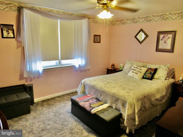 4245 J Street, Philadelphia PA 19124
