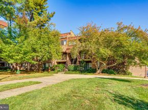 11260 Chestnut Grove Square 339, Reston VA 20190