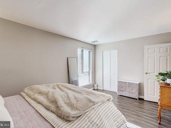 11260 Chestnut Grove Square 339, Reston VA 20190