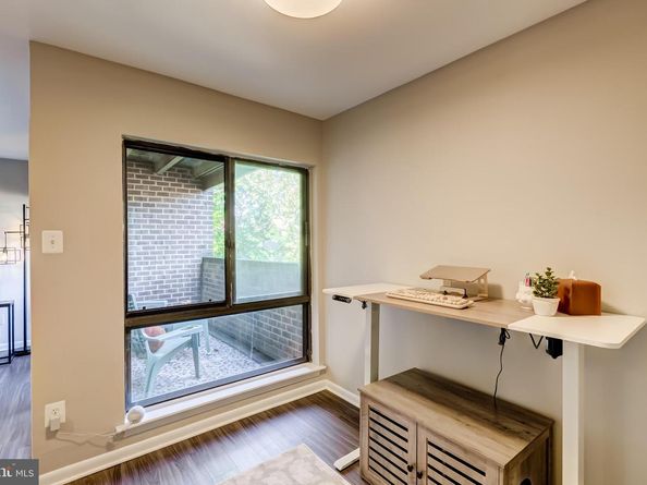 11260 Chestnut Grove Square 339, Reston VA 20190