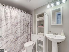 11260 Chestnut Grove Square 339, Reston VA 20190