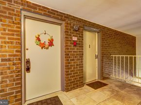 11260 Chestnut Grove Square 339, Reston VA 20190
