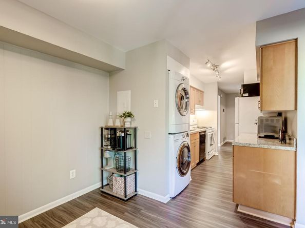 11260 Chestnut Grove Square 339, Reston VA 20190