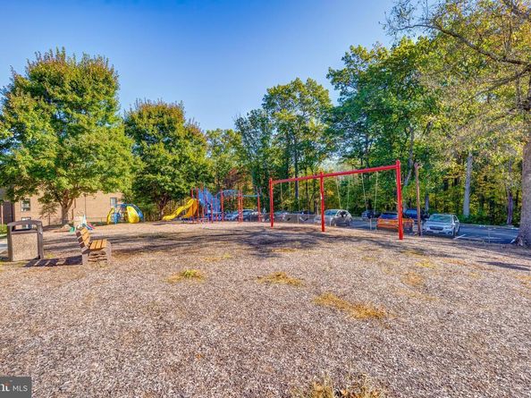 11260 Chestnut Grove Square 339, Reston VA 20190