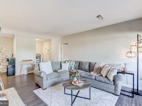 11260 Chestnut Grove Square 339, Reston VA 20190